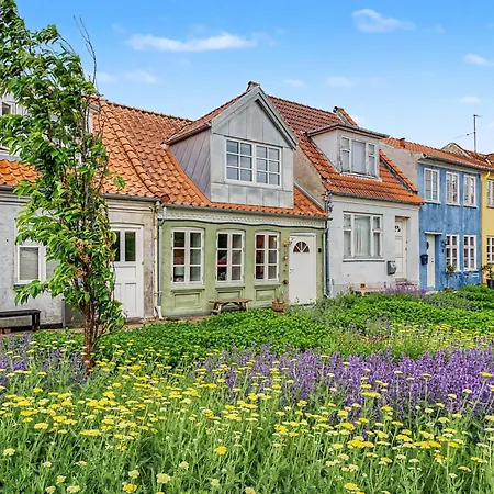 Swarthofthi - 90m From The Sea By Interhome * Assens
