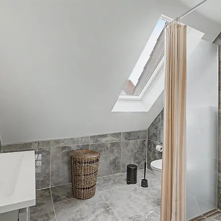 Swarthofthi - 90m From The Sea By Interhome Ferienhaus *