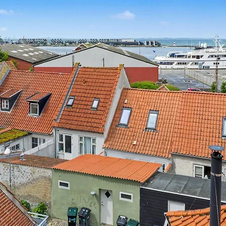 Swarthofthi - 90m From The Sea By Interhome Ferienhaus *